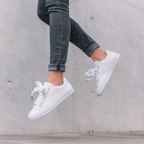 PUMA Athletic Basket Heart Patent Shoes - Picture 15 of 15